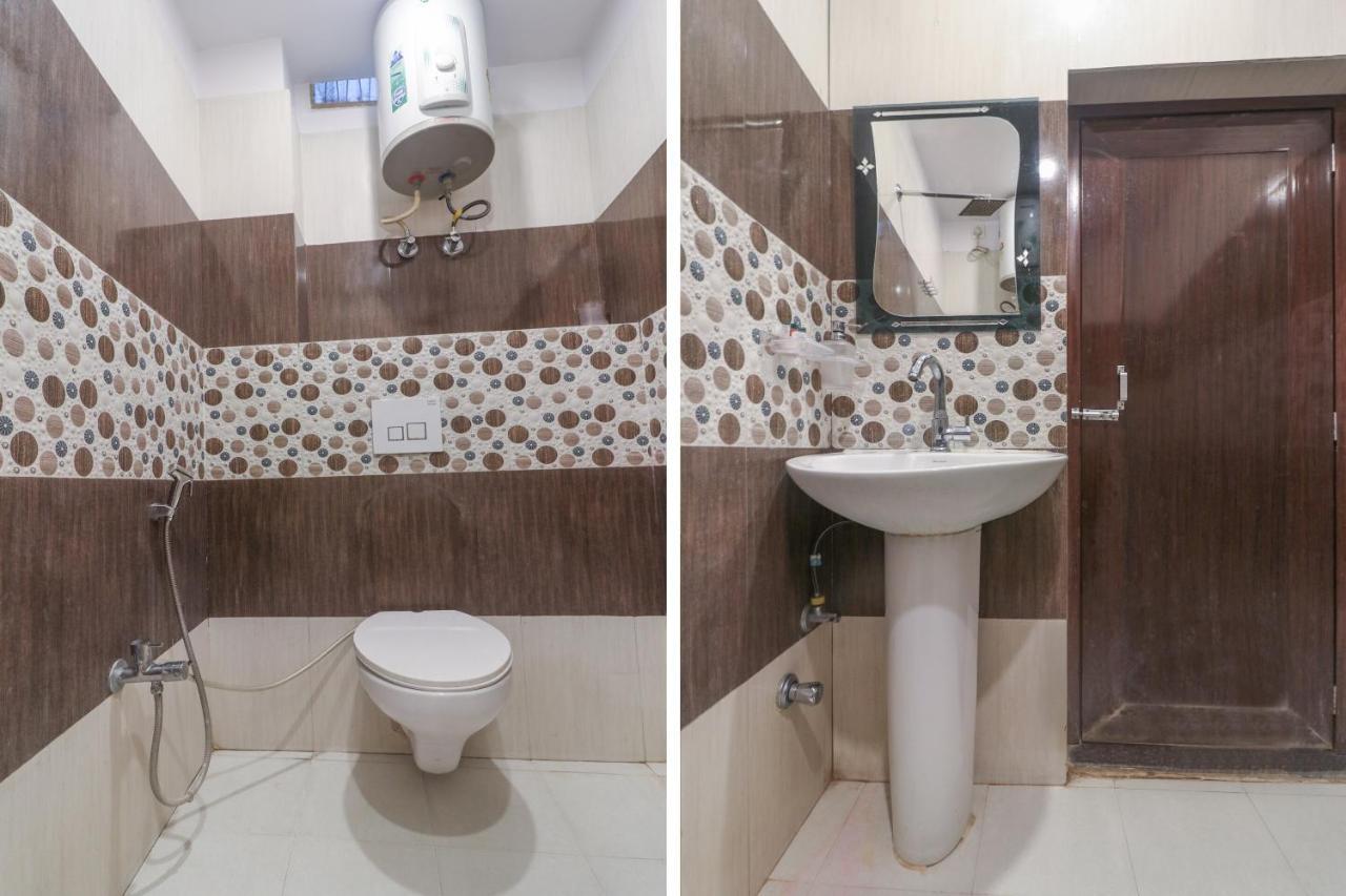Oyo 60651 Hotel Arya Varanasi Dış mekan fotoğraf