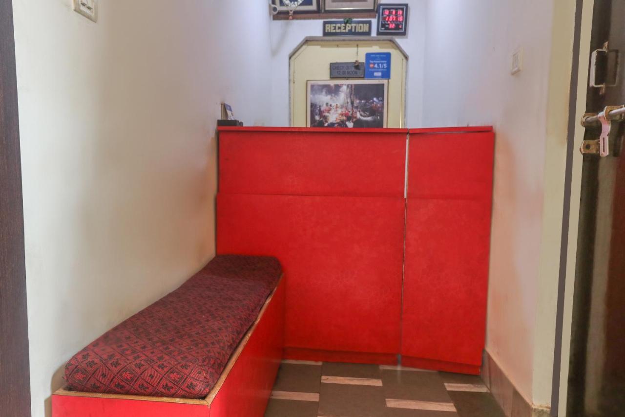 Oyo 60651 Hotel Arya Varanasi Dış mekan fotoğraf